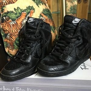 Nike Dunk Sky High Sneakers